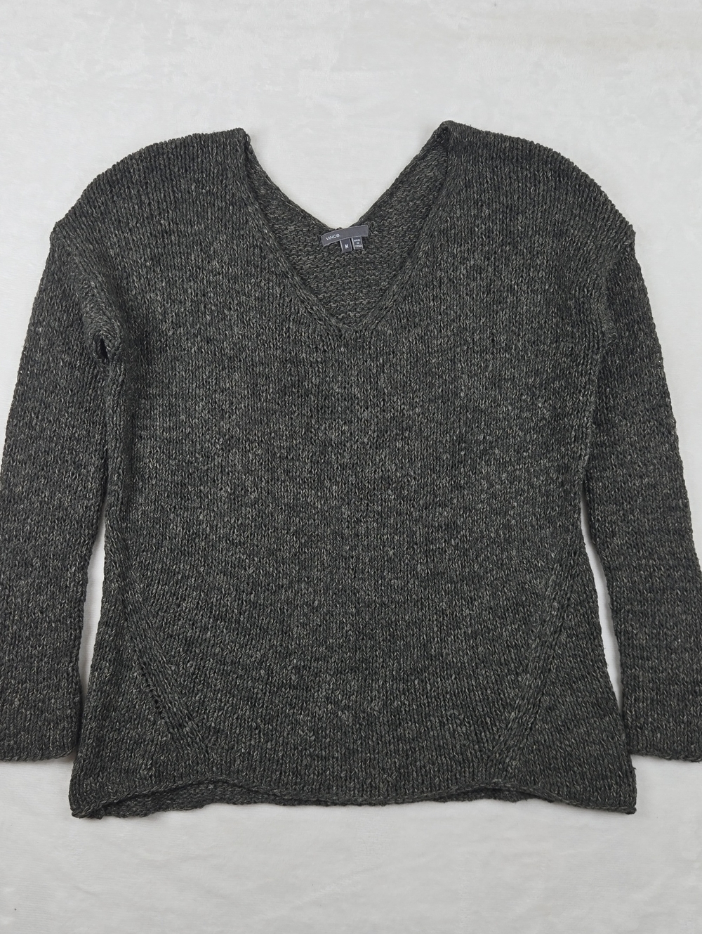 Vince. Gray V-neck Chunky Open Knit Heavyweight Long Sleeve Sweater Size M